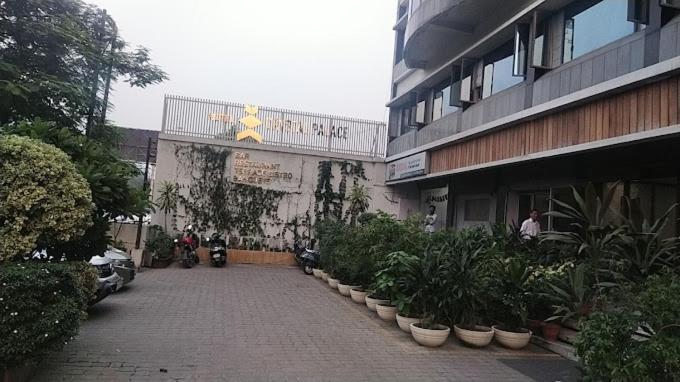 水晶宫殿酒店 密拉特 外观 照片